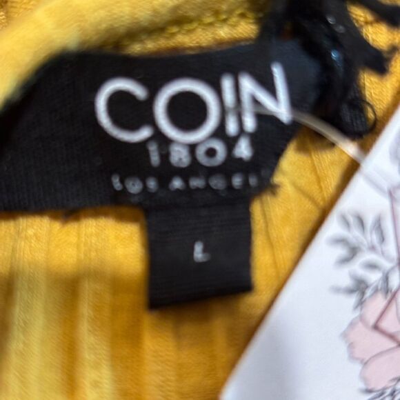 Mustard And Black Tank - Picture 3 of 3